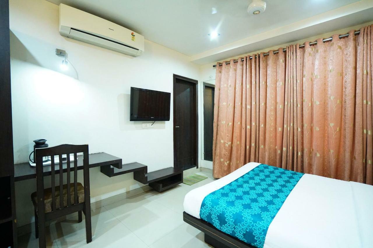 Hotel Aarya Inn Rāipur Exteriér fotografie